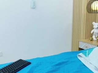 LILISANTOS live webcam show