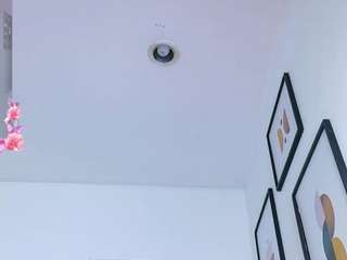 LILISANTOS live cam preview