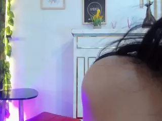 MEGAN-DIAMOND's Live Sex Cam Show