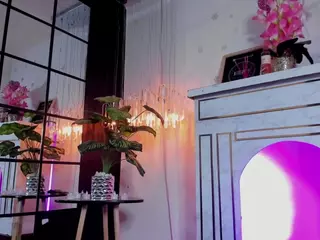MEGAN-DIAMOND's Live Sex Cam Show