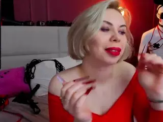 SellaShine's Live Sex Cam Show