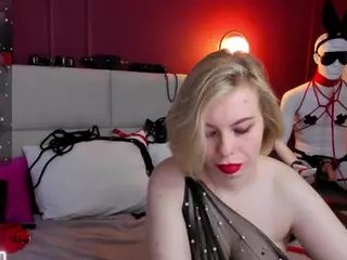 SellaShine's Live Sex Cam Show