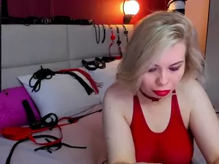 SellaShine's Live Sex Cam Show