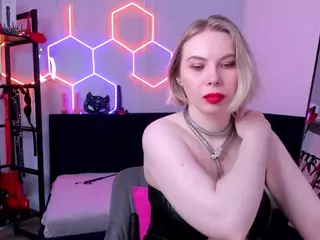 SellaShine's Live Sex Cam Show