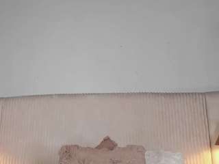 Live webcam model susan-zc on Soda Cams