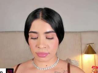 Mẫu này đang trực tiếp. susan-zc