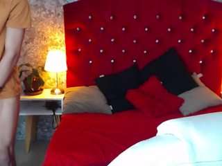 Sweet-cassiee nude and sexy before cam for live chat