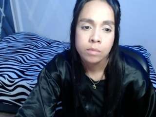 callmeamber1 live cam profile