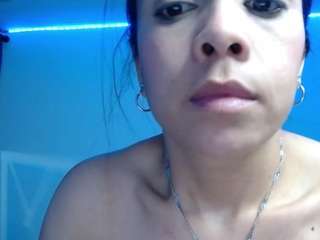 callmeamber1 webcam