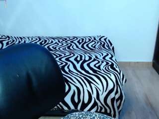 callmeamber1 live webcam show