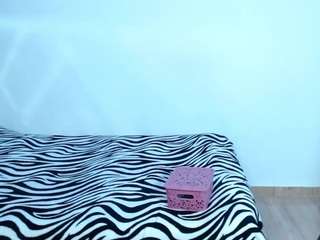 callmeamber1