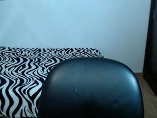 callmeamber1