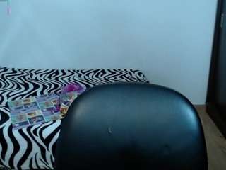 callmeamber1