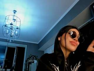jinnygold Live Webcam on CamSoda