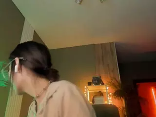 JinnyGold's Live Sex Cam Show