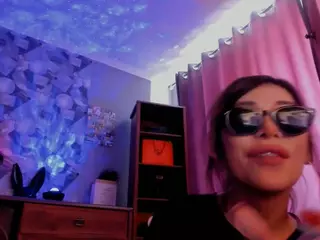 JinnyGold's Live Sex Cam Show