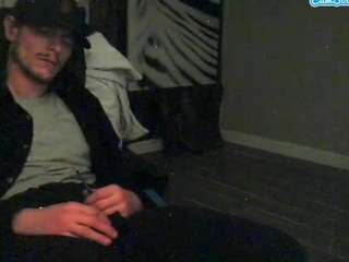 thatishuge Live Webcam on CamSoda