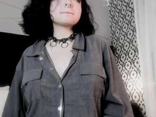 adeelinee