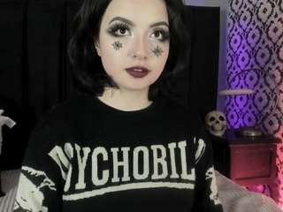 adeelinee Live Webcam on CamSoda