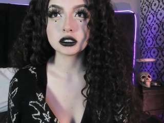 Live webcam model adeelinee on Soda Cams