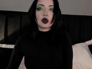 adeelinee