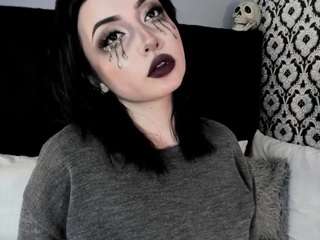adeelinee