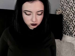 adeelinee