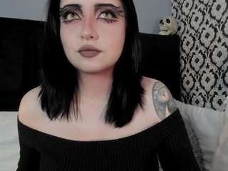 adeelinee