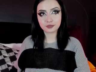 adeelinee