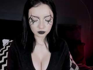 adeelinee