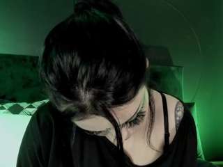 adeelinee live webcam show