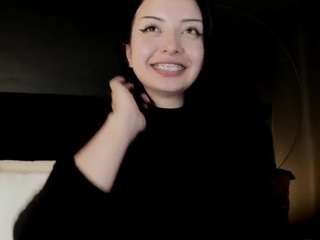 Adelinee Night Girl live webcam show