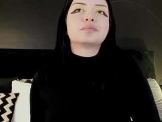 Adelinee Night Girl live webcam show