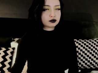 adeelinee