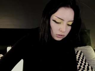 Adelinee Night Girl live webcam show