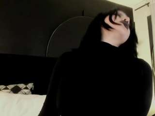 adeelinee