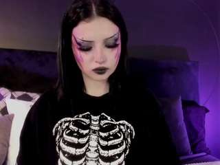 Adelinee Night Girl live webcam show