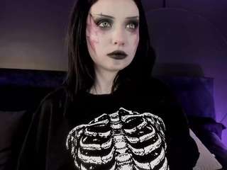 adeelinee