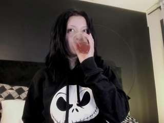 adeelinee