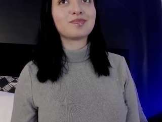 adeelinee