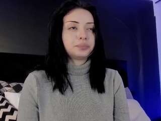 adeelinee