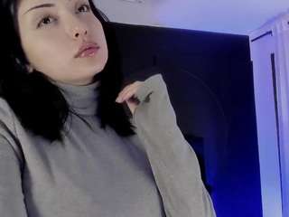 adeelinee