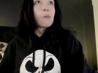 adeelinee