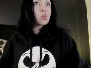 adeelinee