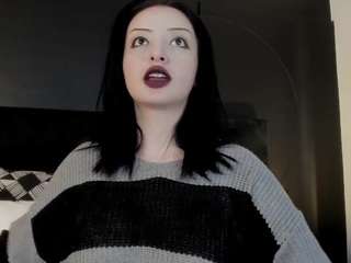 adeelinee