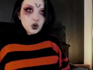 adeelinee