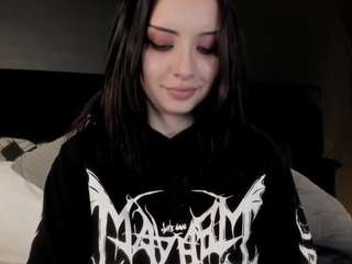 adeelinee