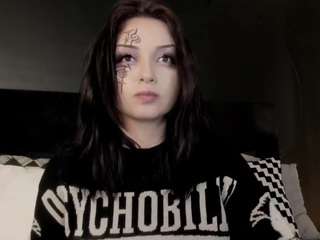 adeelinee
