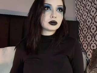 adeelinee