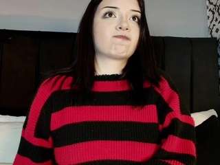 adeelinee